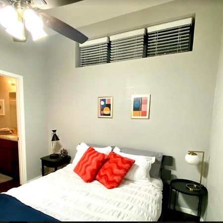 Private Bedroom Suite - Communal House Near Integris Oklahoma Stadt Exterior foto